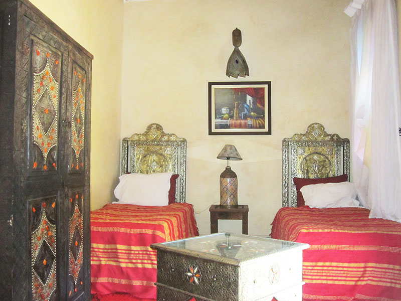 chambre quadriple dalila de riad à marrakech pas cher